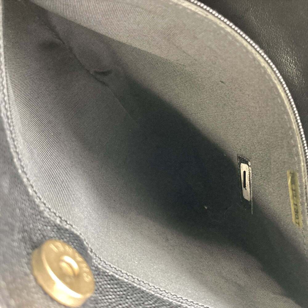 CHANEL Black Caviar Leather Shoulder Bag - Picture 10 of 14